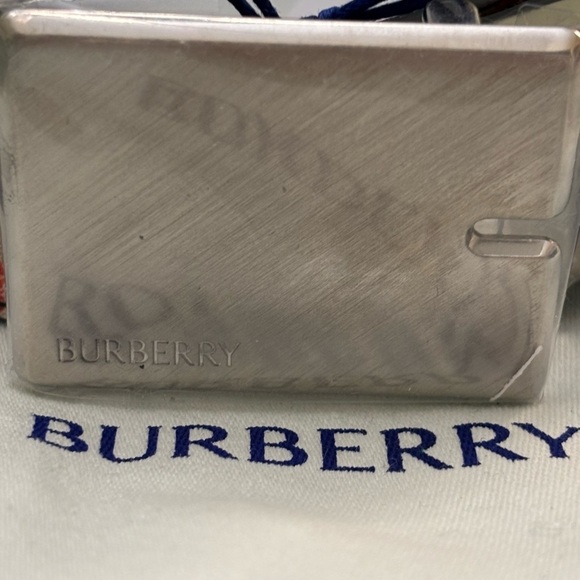 Authentic Burberry Leather Check Reversible Belt with Silver Buckle-Size 70 - Picture 5 of 8